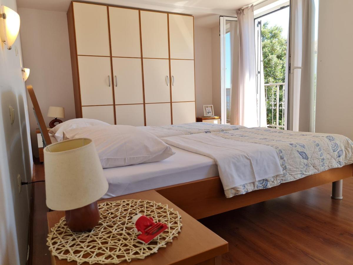 Apartman Nomi Brodarica  Exteriér fotografie