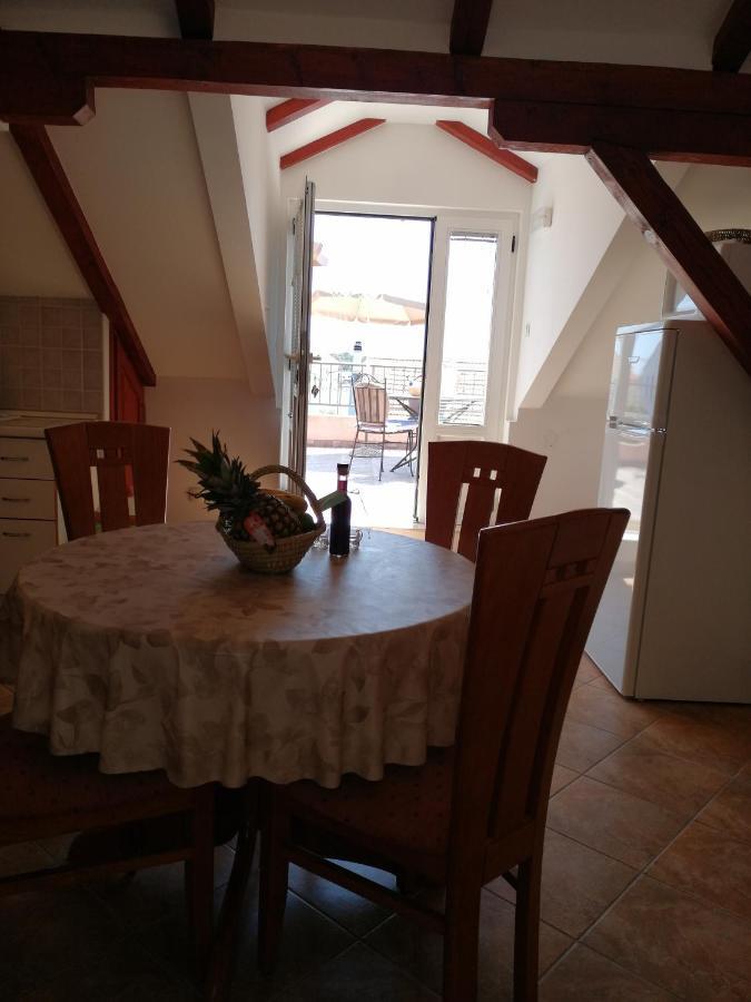 Apartman Nomi Brodarica  Exteriér fotografie